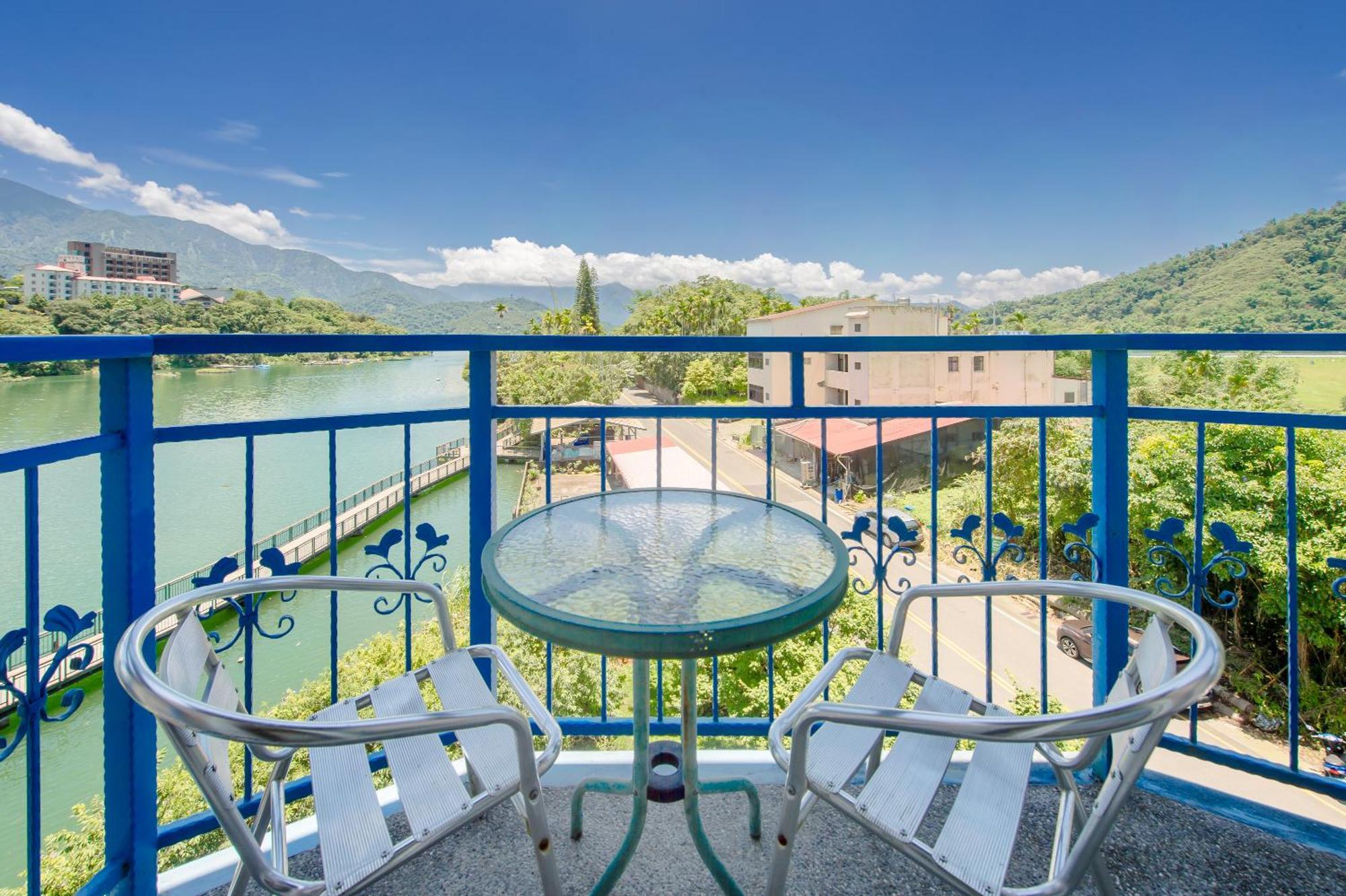 Bishui Shanju Lakeside B&B Юйчи Экстерьер фото